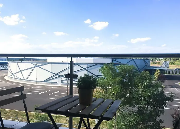 Airport Residence - Across From Otopeni Airport