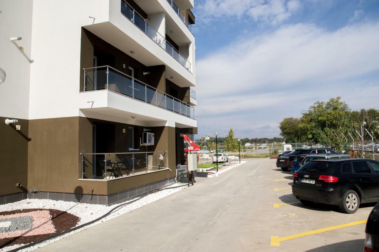 Apartment Airport - Across From Airport Otopeni